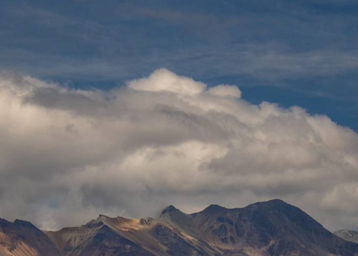 Altiplano con volcanes